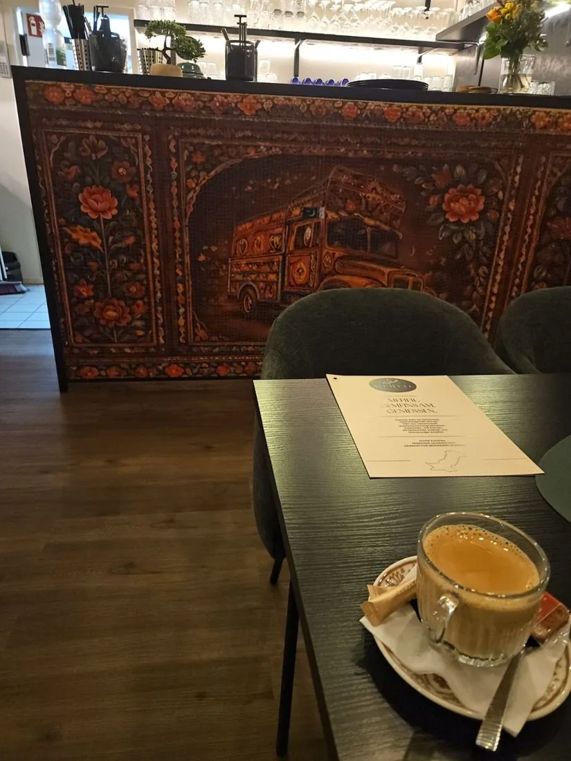 Chai vor unserer Truck-Art-Theke